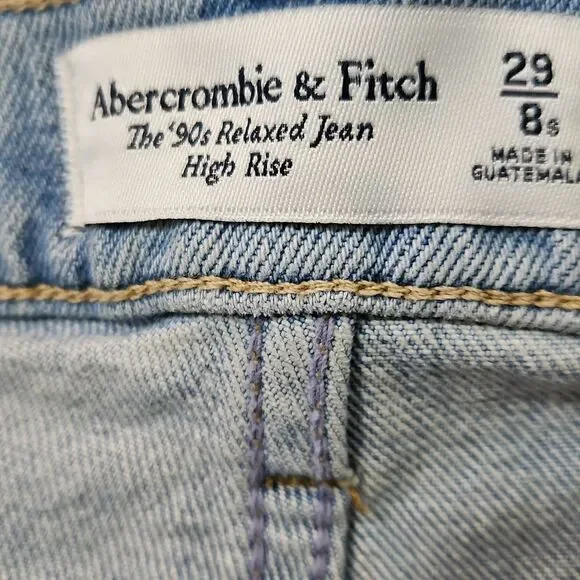 Abercrombie & Fitch The 90's High Rise Light Wash Jeans Size 29 (Size 8) - Picture 9 of 15
